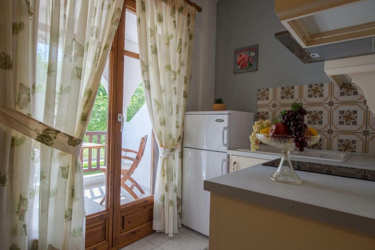 Sofia'S House Apartment Vourvourou Bagian luar foto