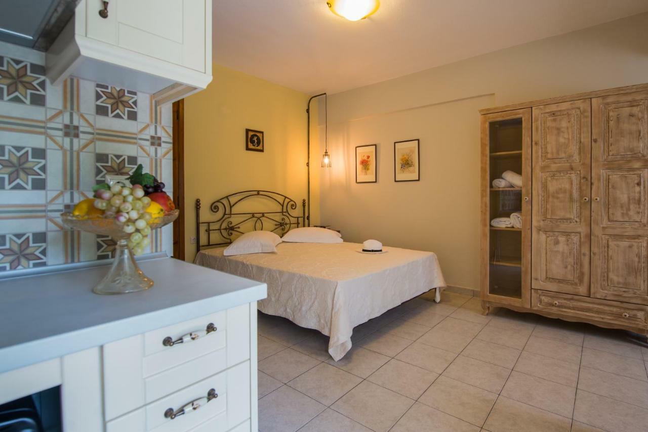 Sofia'S House Apartment Vourvourou Bagian luar foto
