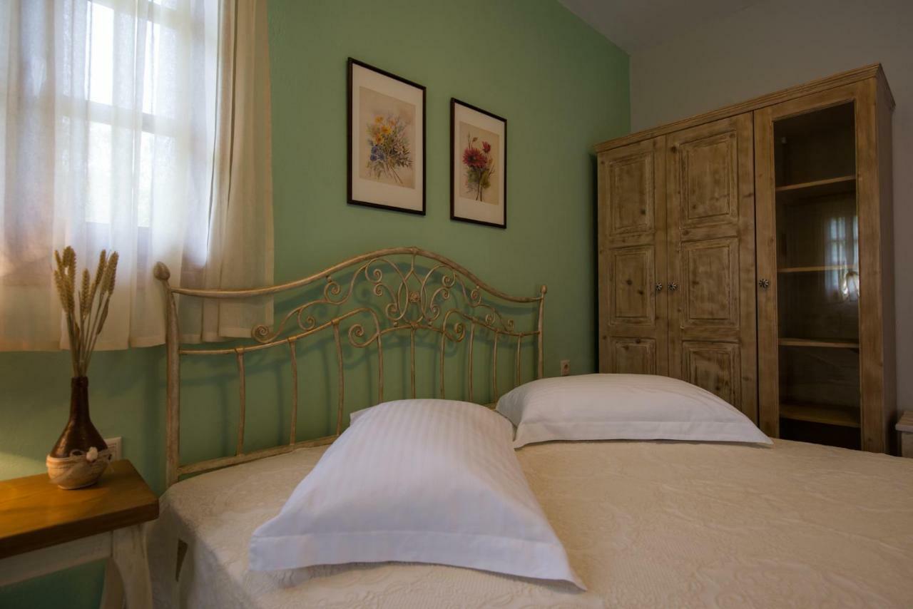 Sofia'S House Apartment Vourvourou Bagian luar foto