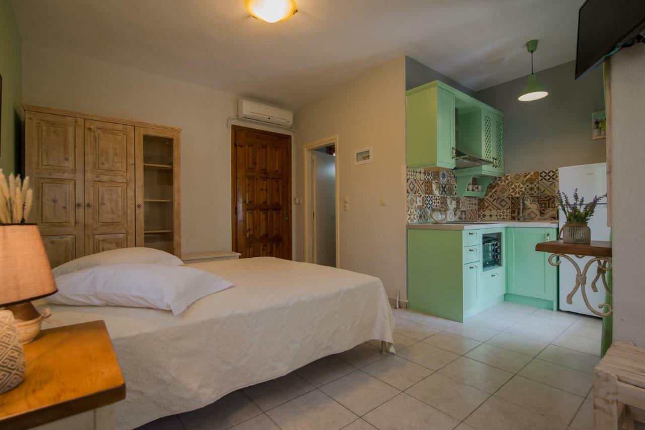 Sofia'S House Apartment Vourvourou Bagian luar foto